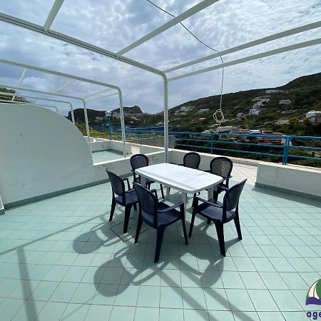 Magi - Appartamenti Maga Circe Ponza Exterior photo