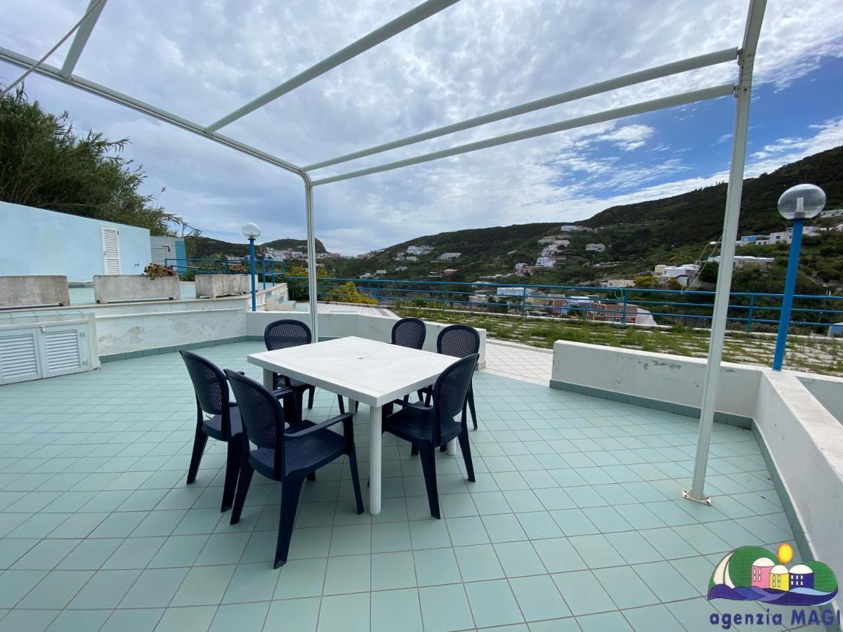 Magi - Appartamenti Maga Circe Ponza Exterior photo
